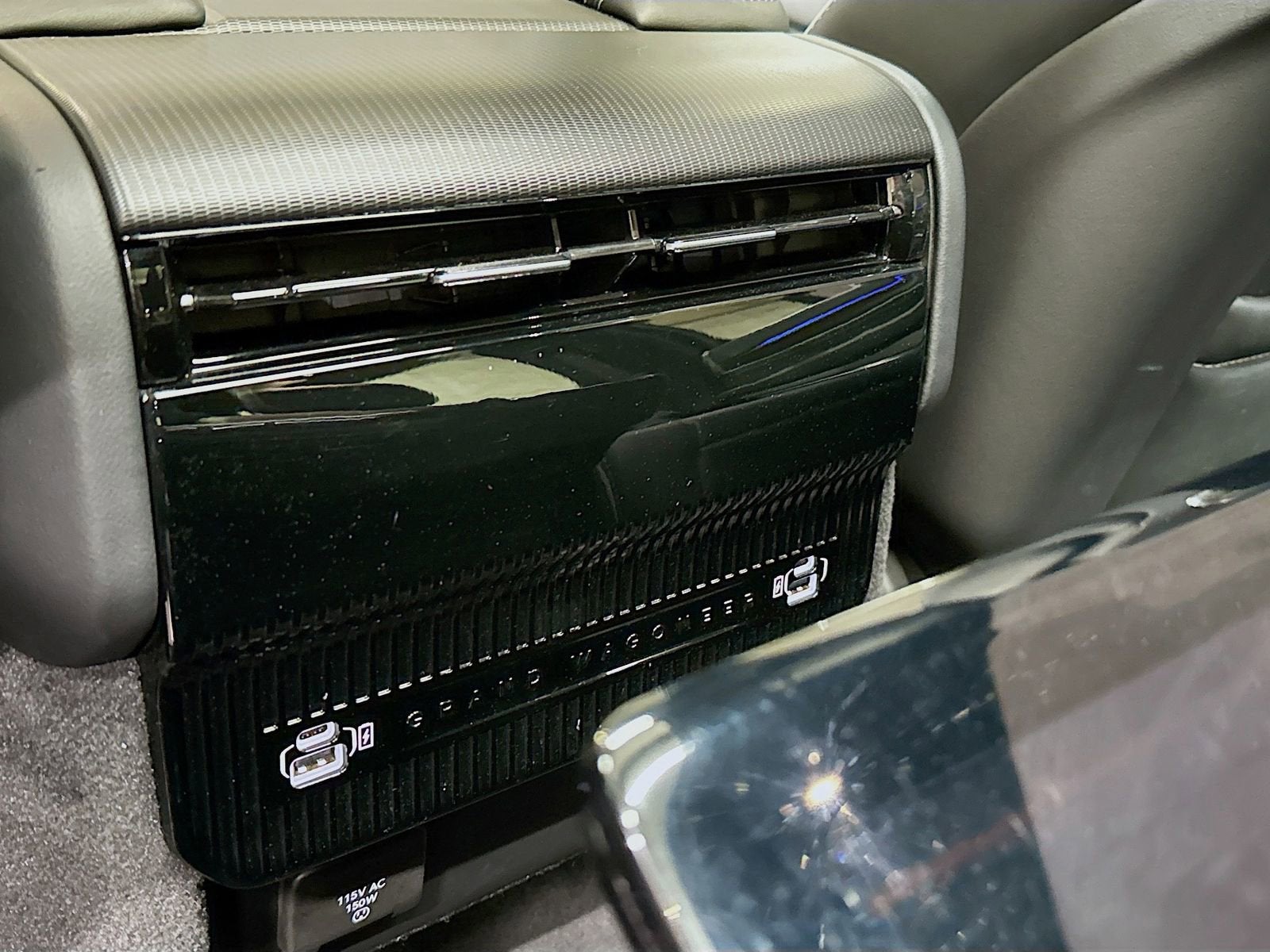 2024 Jeep Grand Wagoneer L Series II