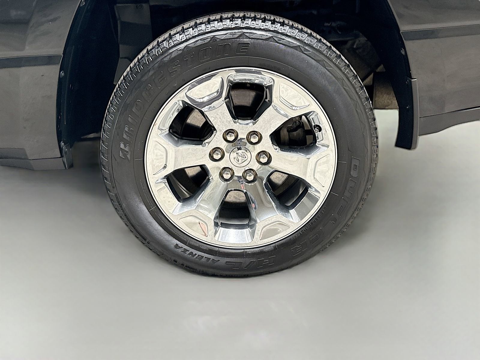 2020 RAM 1500 Big Horn Crew Cab 4x4 5'7" Box