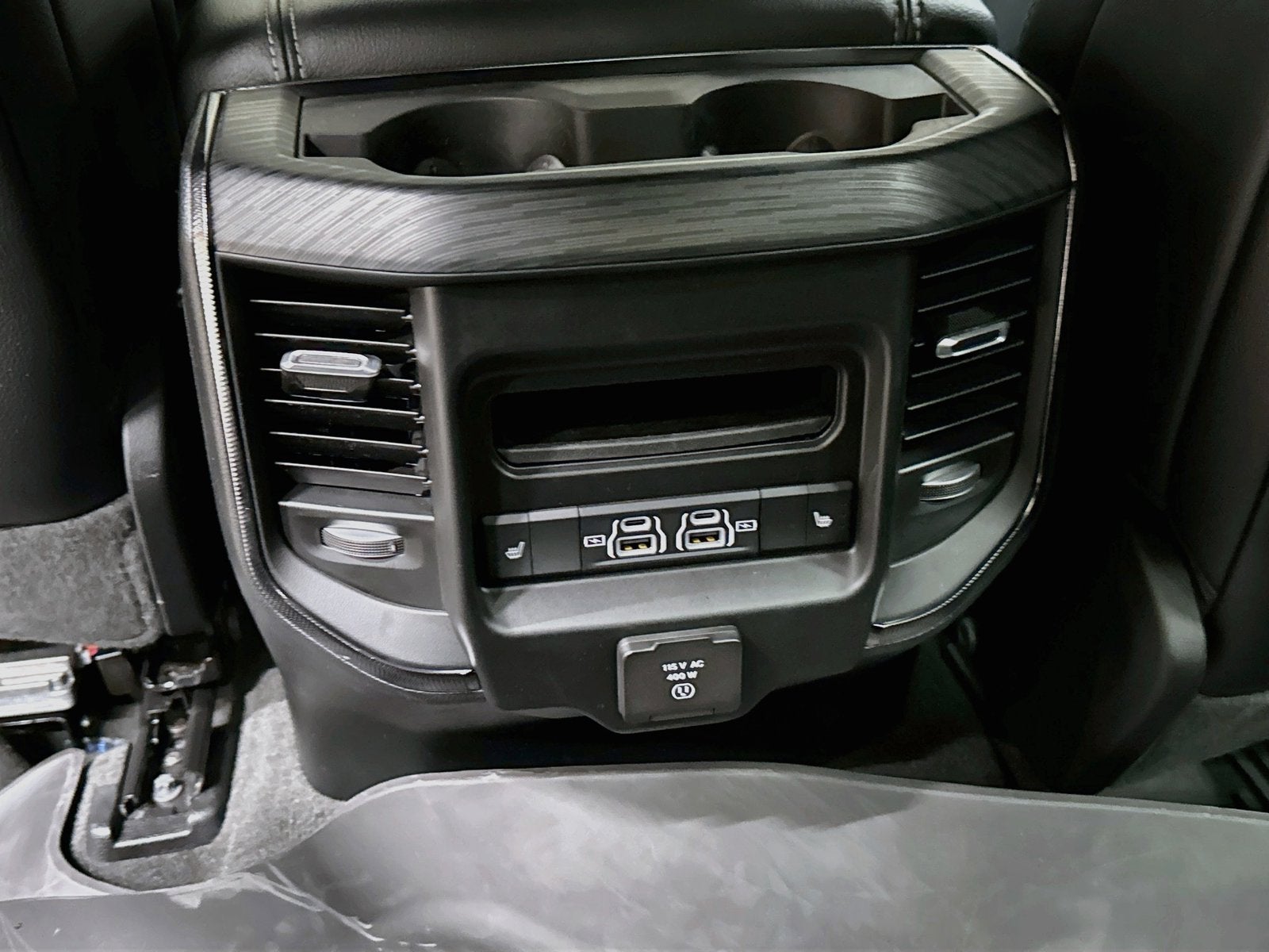2024 RAM 1500 Rebel Crew Cab 4x4 5'7" Box