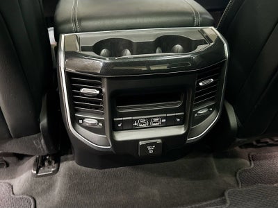2020 RAM 1500 Laramie Crew Cab 4x4 6'4" Box
