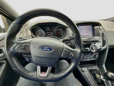 2017 Ford Focus ST ST