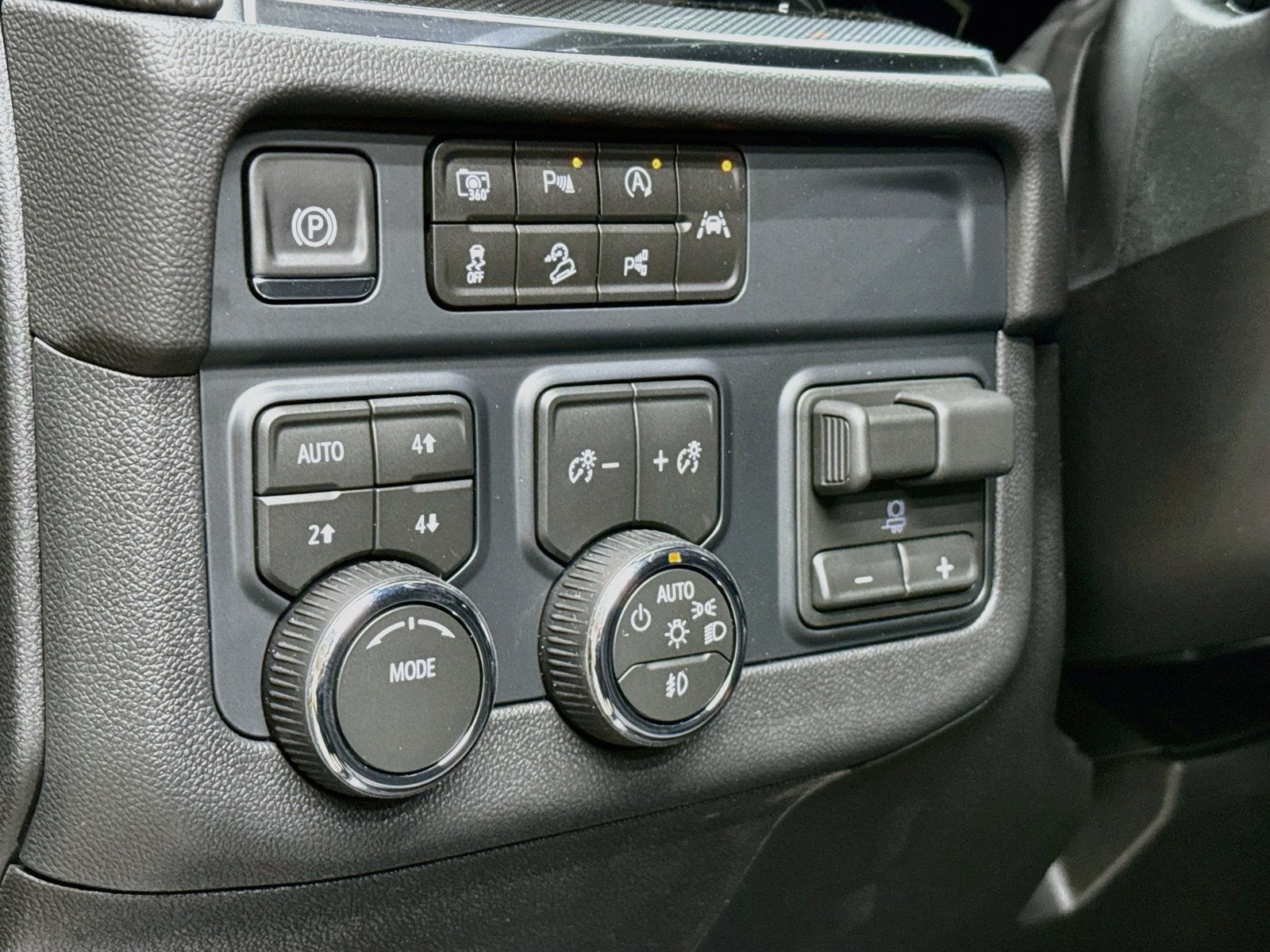 2027 Chevrolet Tahoe RST