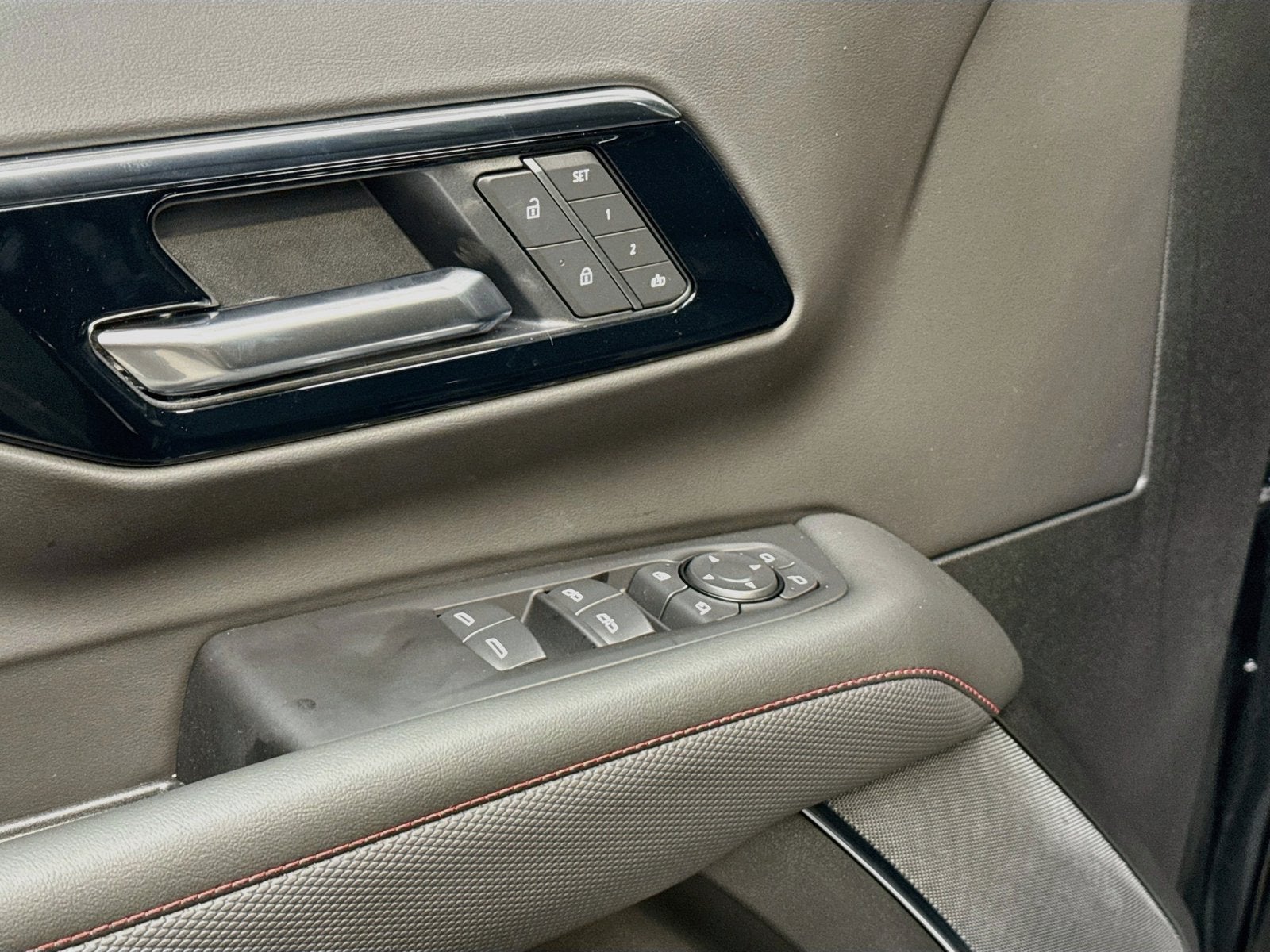 2027 Chevrolet Tahoe RST