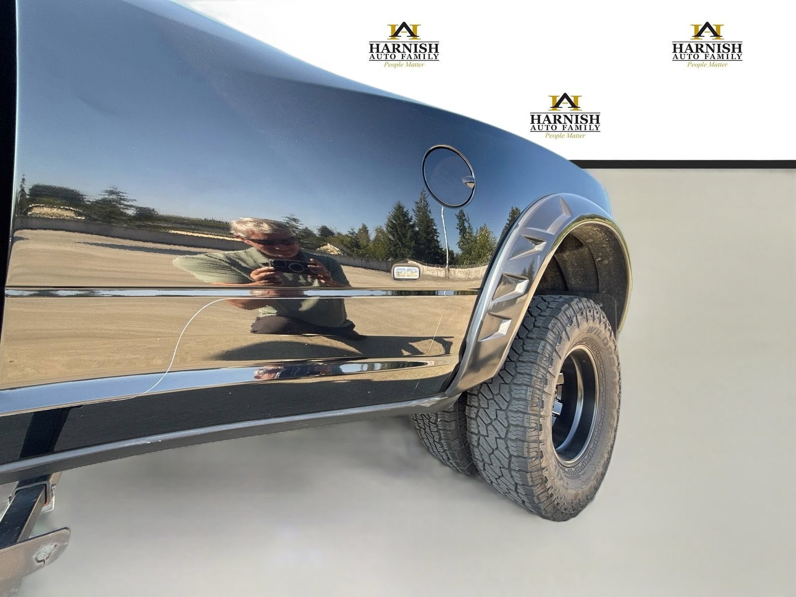 2024 RAM 3500 Laramie Crew Cab 4x4 8' Box