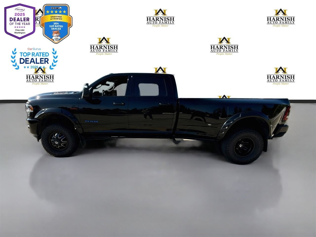 2024 RAM 3500 Laramie Crew Cab 4x4 8' Box