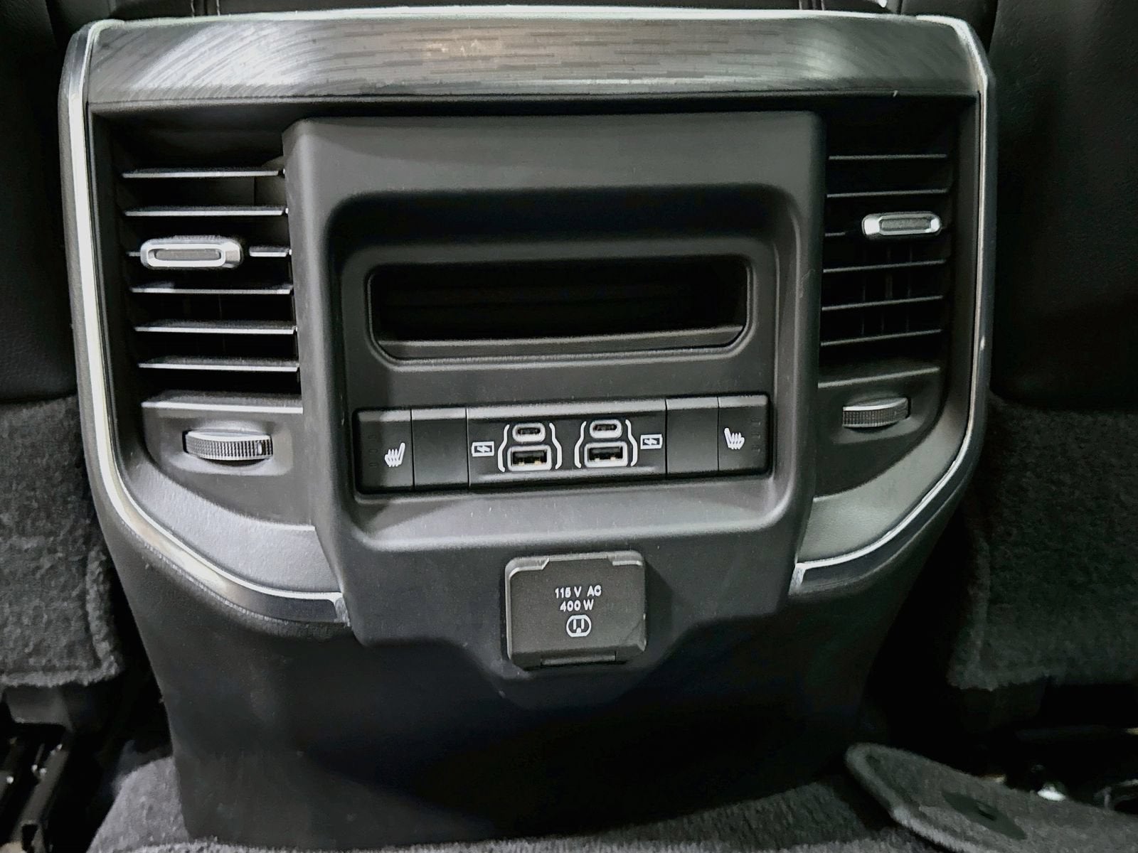 2024 RAM 3500 Laramie Crew Cab 4x4 8' Box