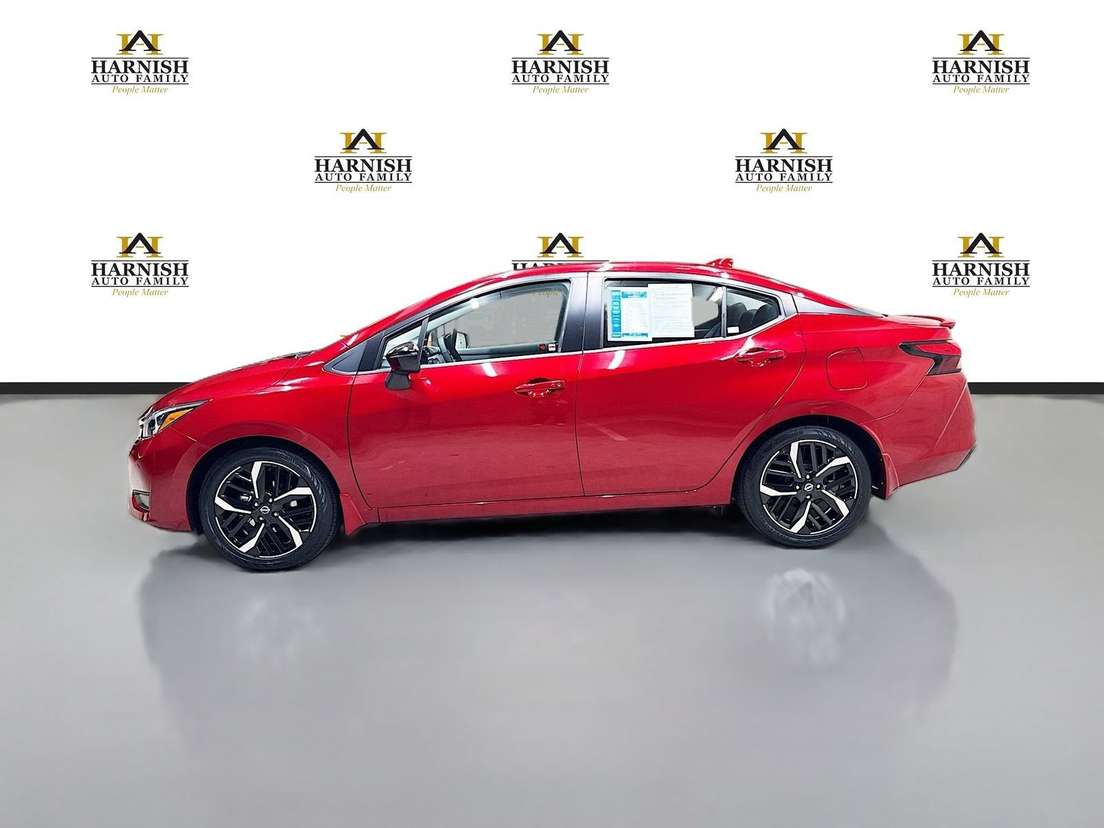 2025 Nissan Versa 1.6 SR