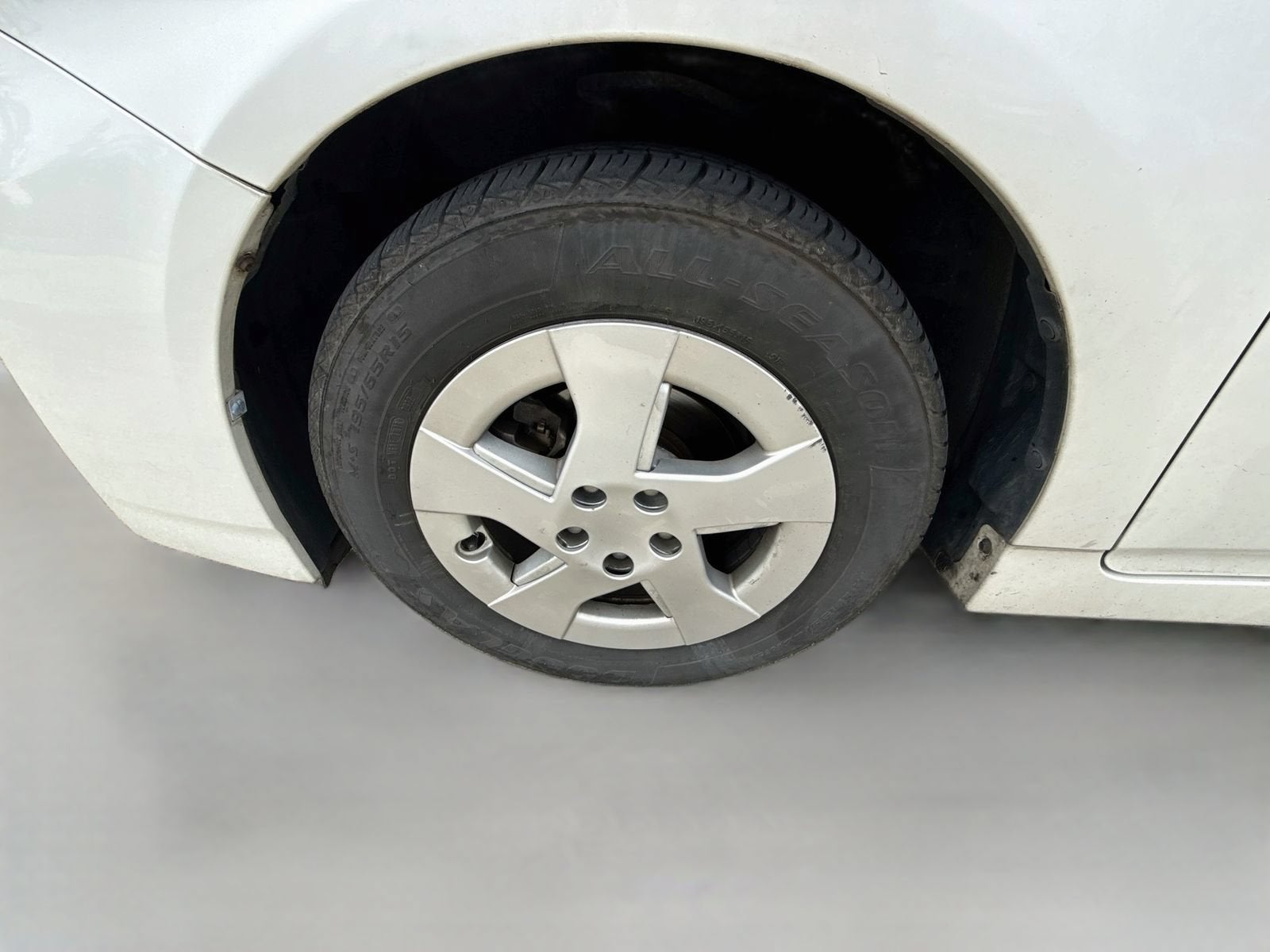 2011 Toyota Prius Three