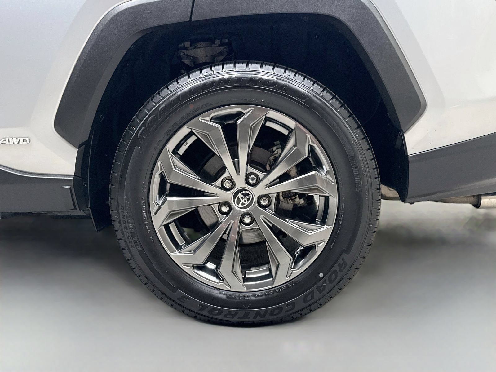 2023 Toyota RAV4 Hybrid XLE Premium