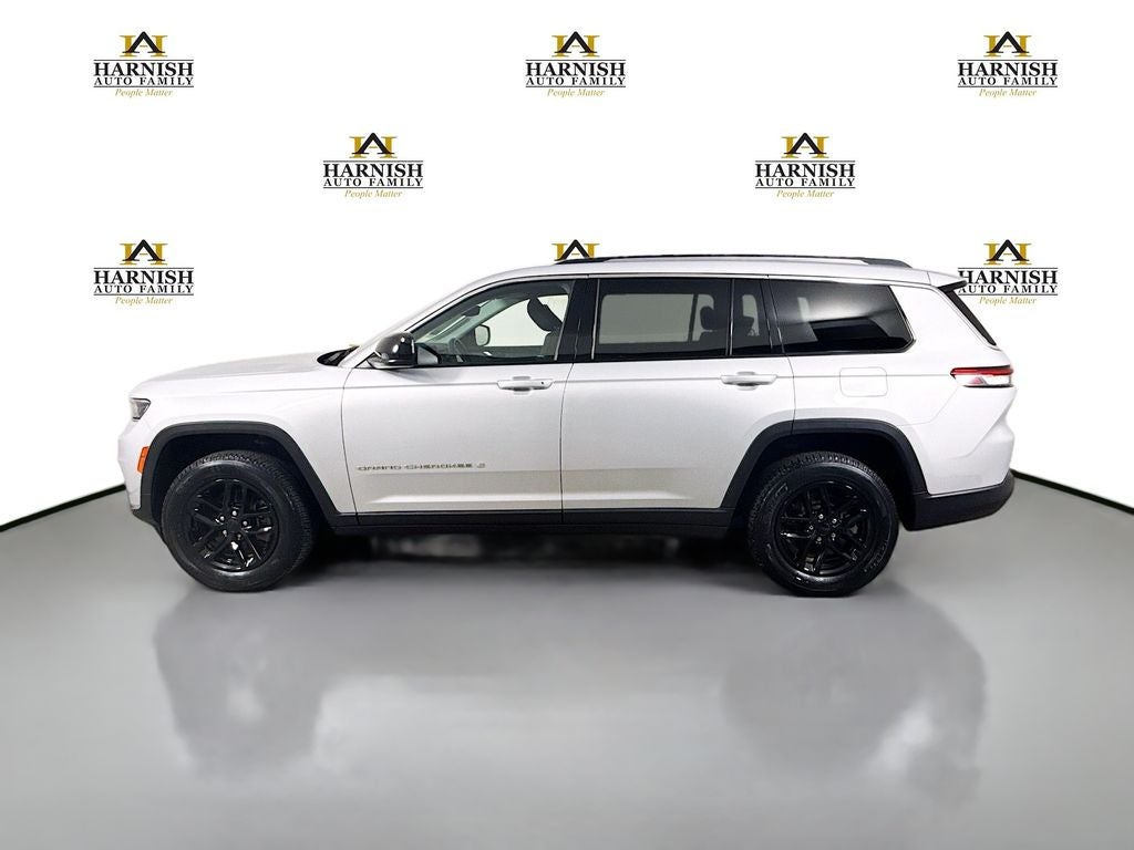 2022 Jeep Grand Cherokee L Laredo
