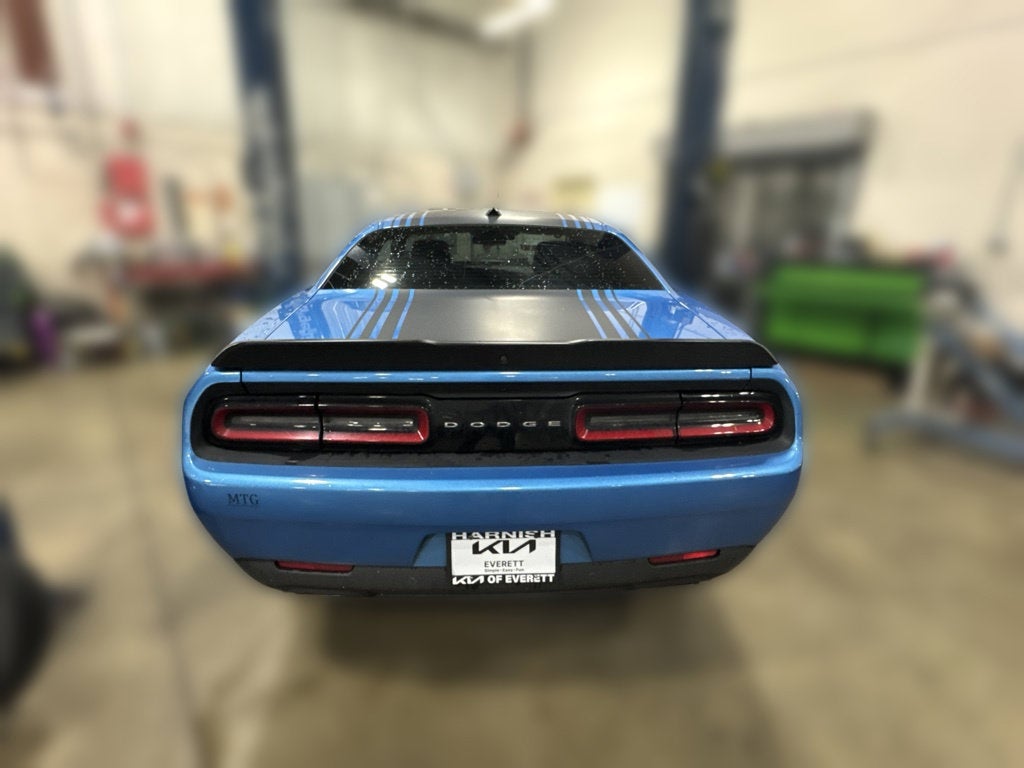 2016 Dodge Challenger R/T Shaker