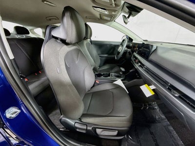 2026 Kia K4 LXS