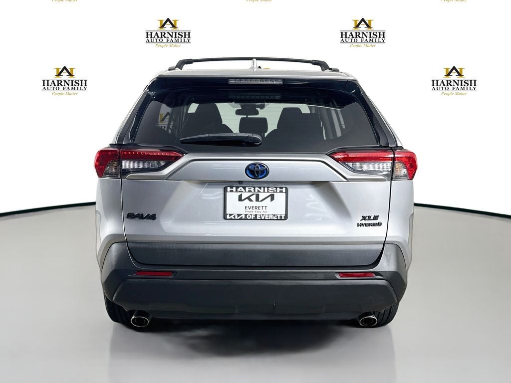 2021 Toyota RAV4 Hybrid XLE