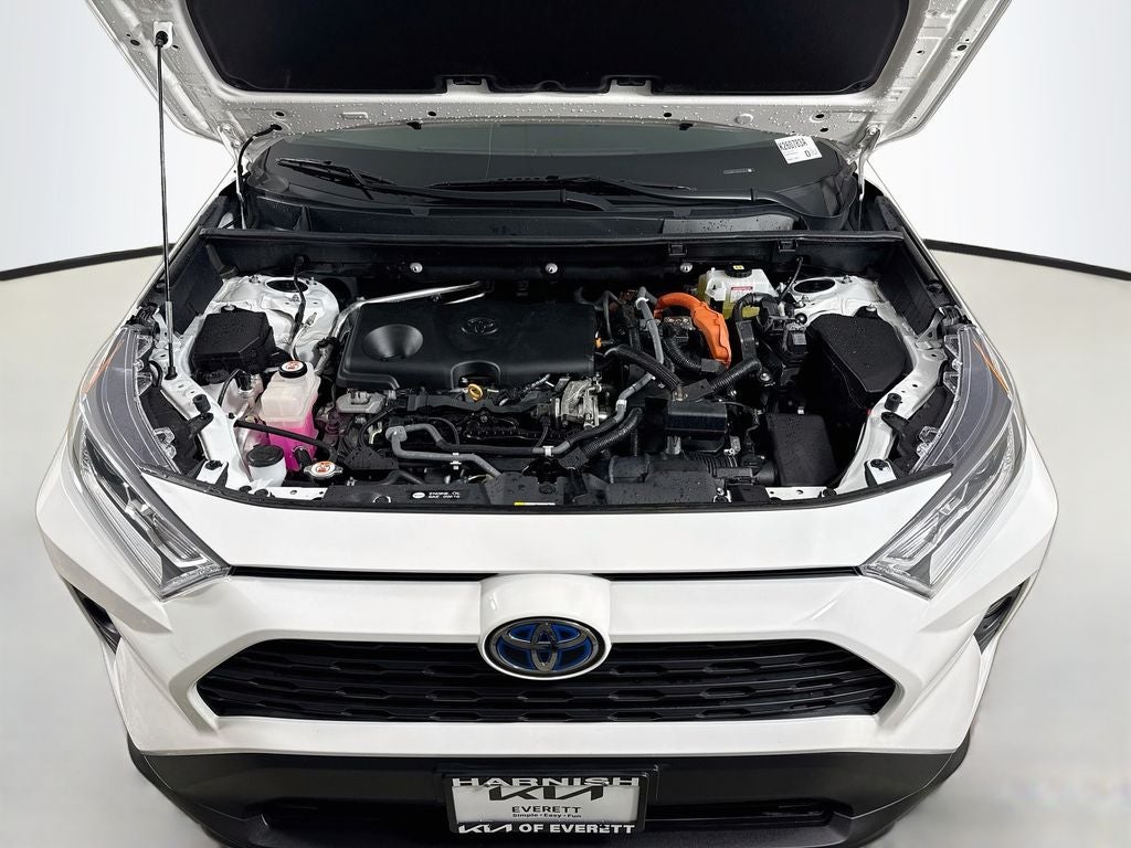 2021 Toyota RAV4 Hybrid XLE