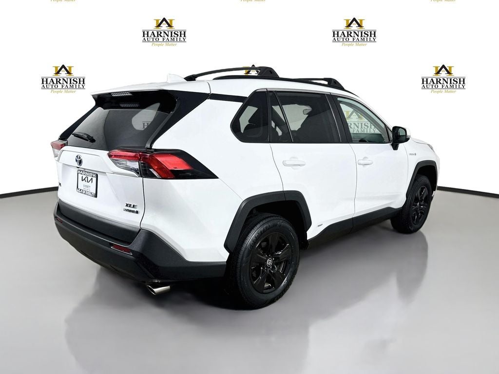 2021 Toyota RAV4 Hybrid XLE