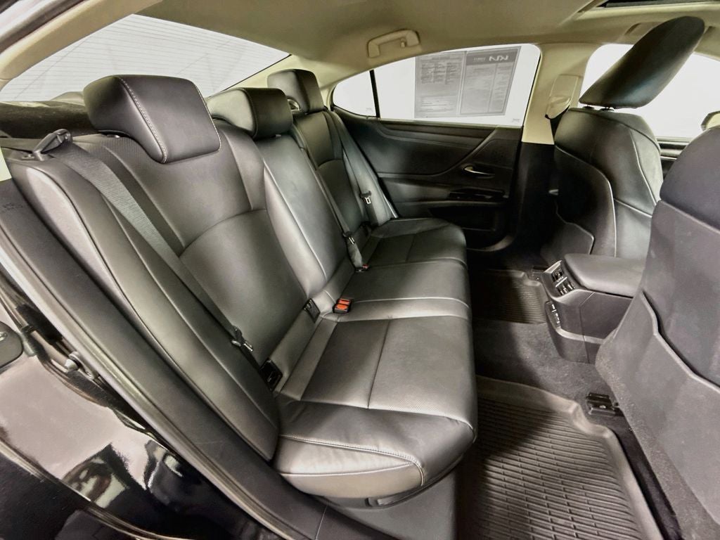 2024 Lexus ES 300h