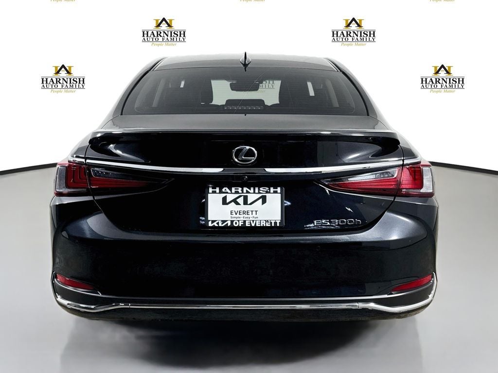 2024 Lexus ES 300h