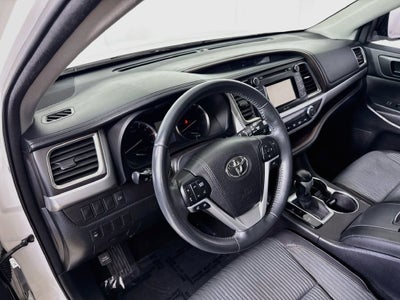 2015 Toyota Highlander LE Plus V6