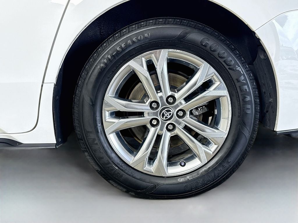 2021 Toyota Sienna XSE 7 Passenger