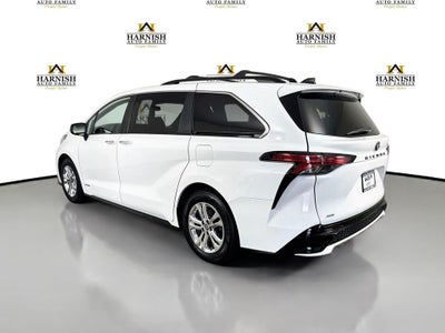 2021 Toyota Sienna XSE 7 Passenger