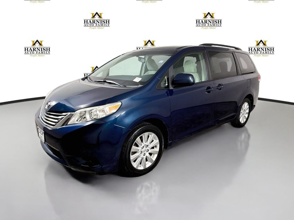 2011 Toyota Sienna LE