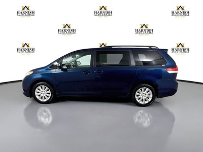 2011 Toyota Sienna LE