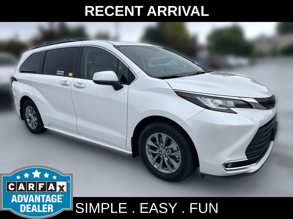 2023 Toyota Sienna XLE 7 Passenger