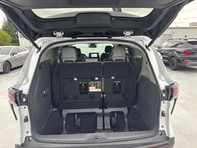 2023 Toyota Sienna XLE 7 Passenger