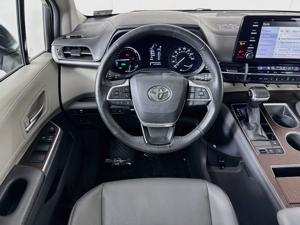 2023 Toyota Sienna XLE 7 Passenger