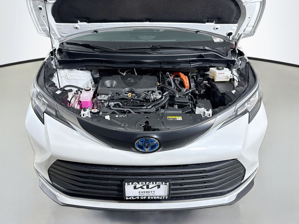 2023 Toyota Sienna XLE 7 Passenger