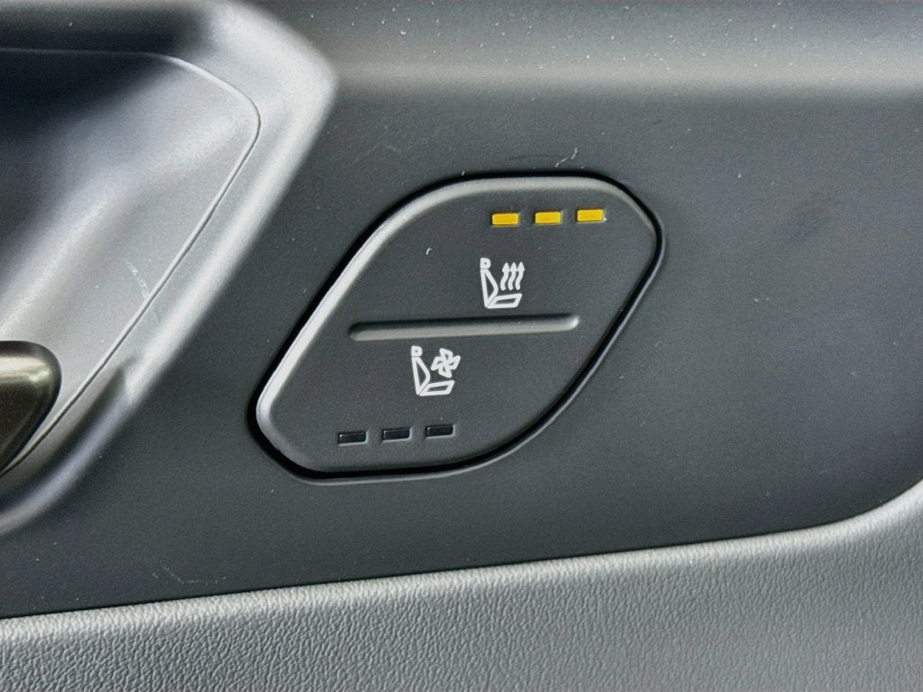2026 Kia EV9 Light Long Range
