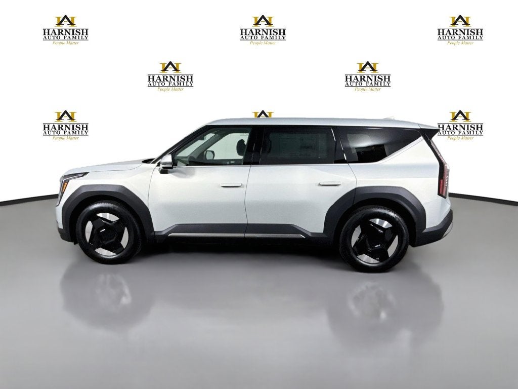 2026 Kia EV9 Light Long Range