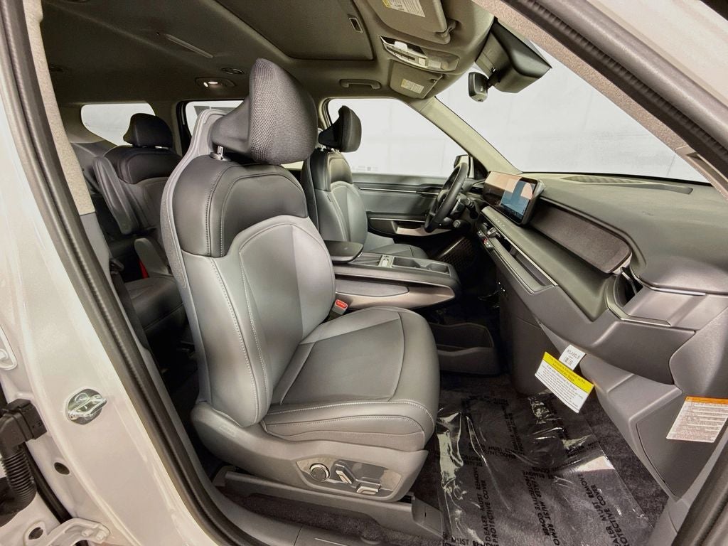 2026 Kia EV9 Light Long Range