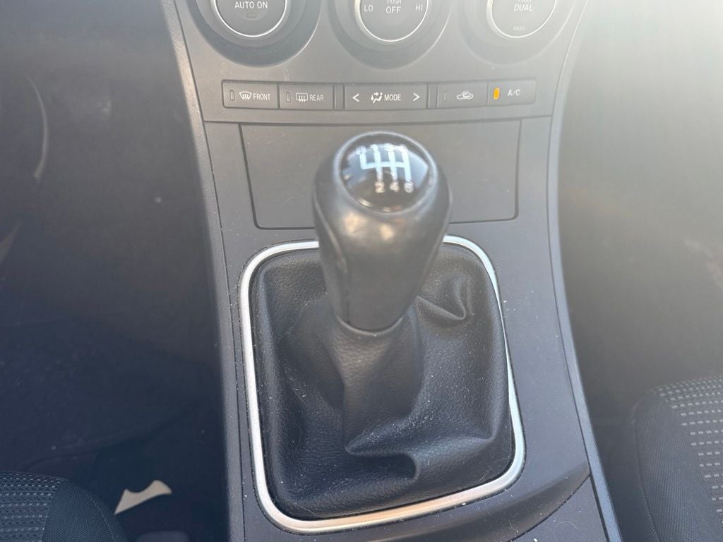 2013 Mazda Mazda3 i Touring