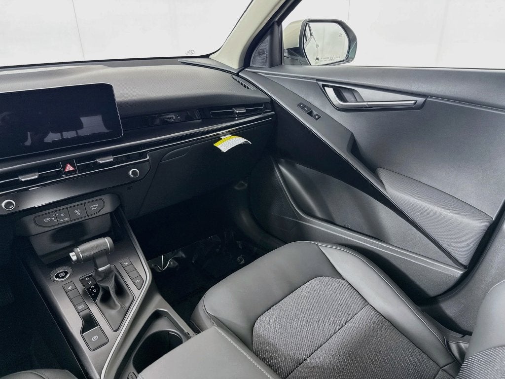 2027 Kia Niro LX