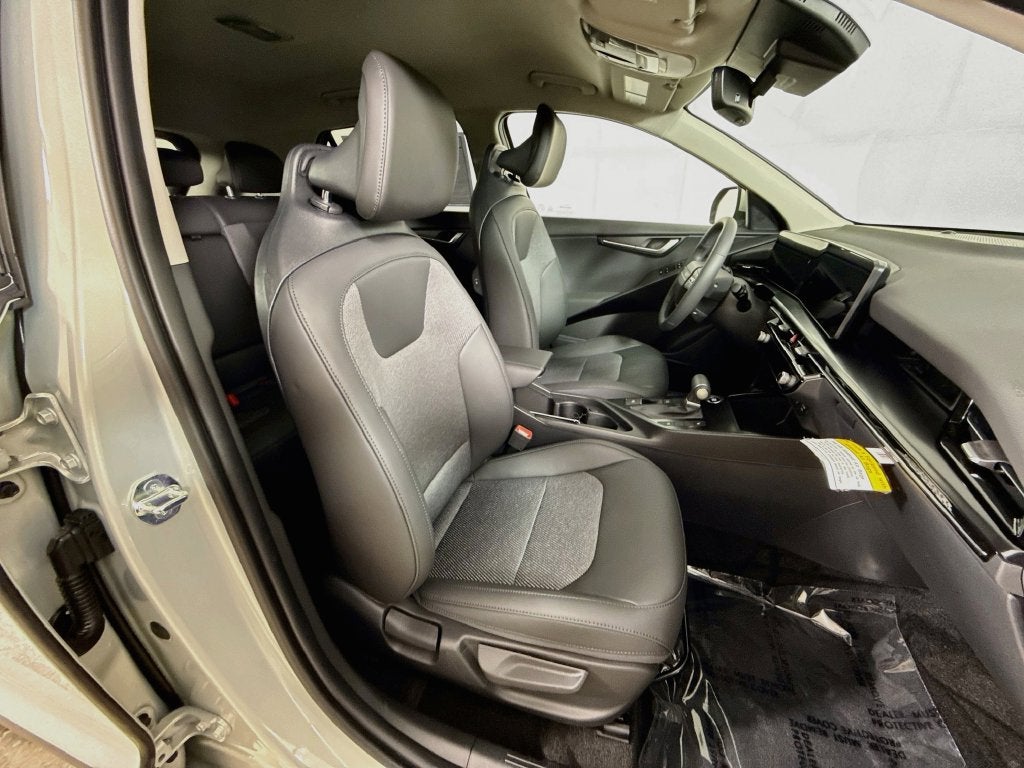 2027 Kia Niro LX