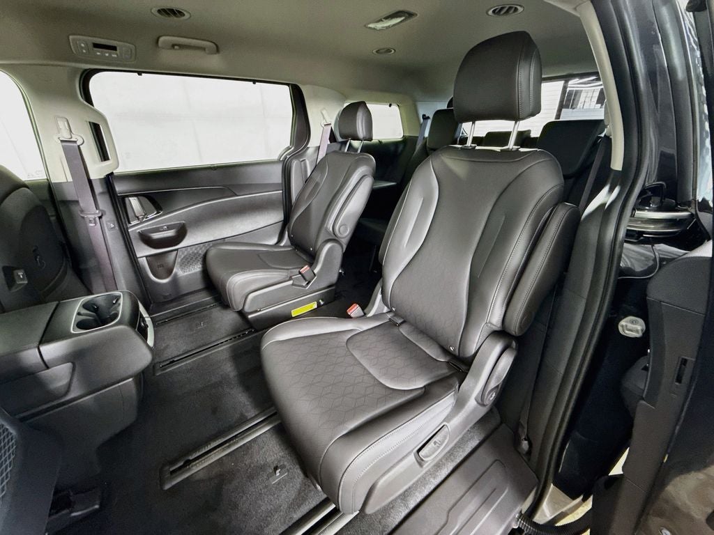 2027 Kia Carnival Hybrid EX