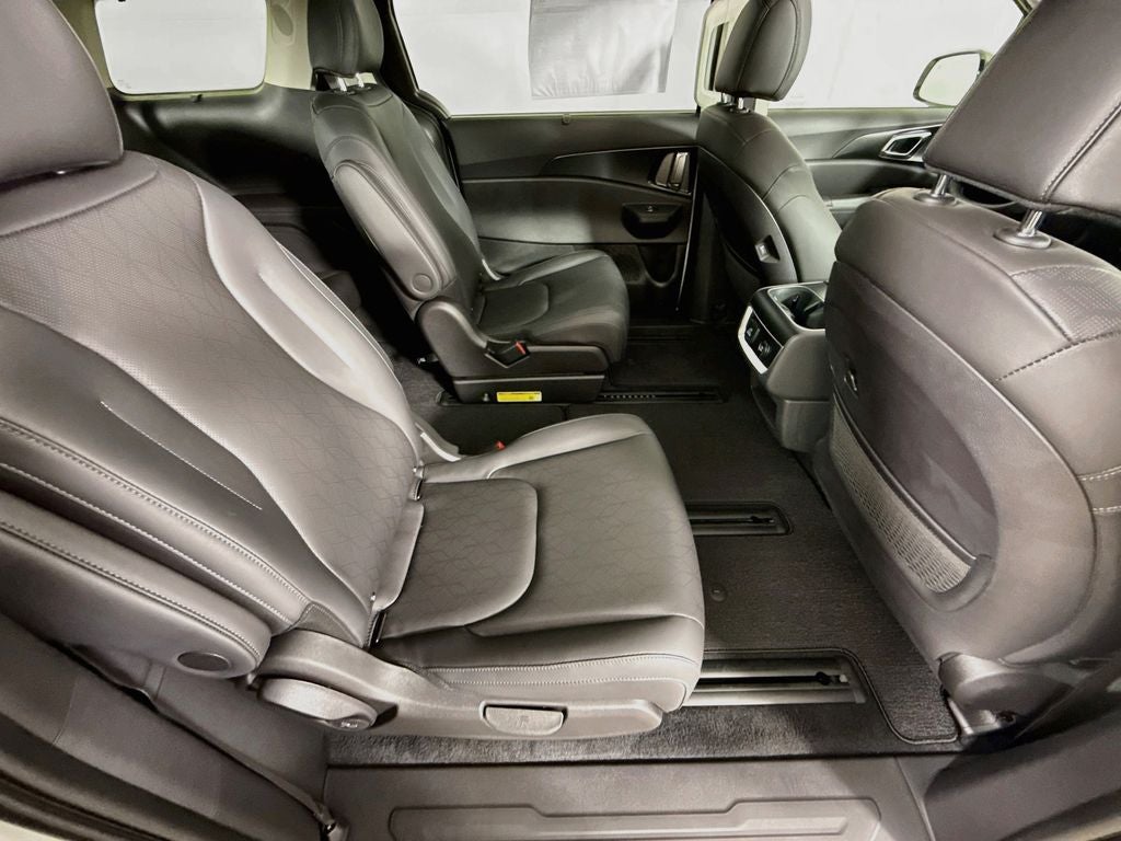 2027 Kia Carnival Hybrid SX