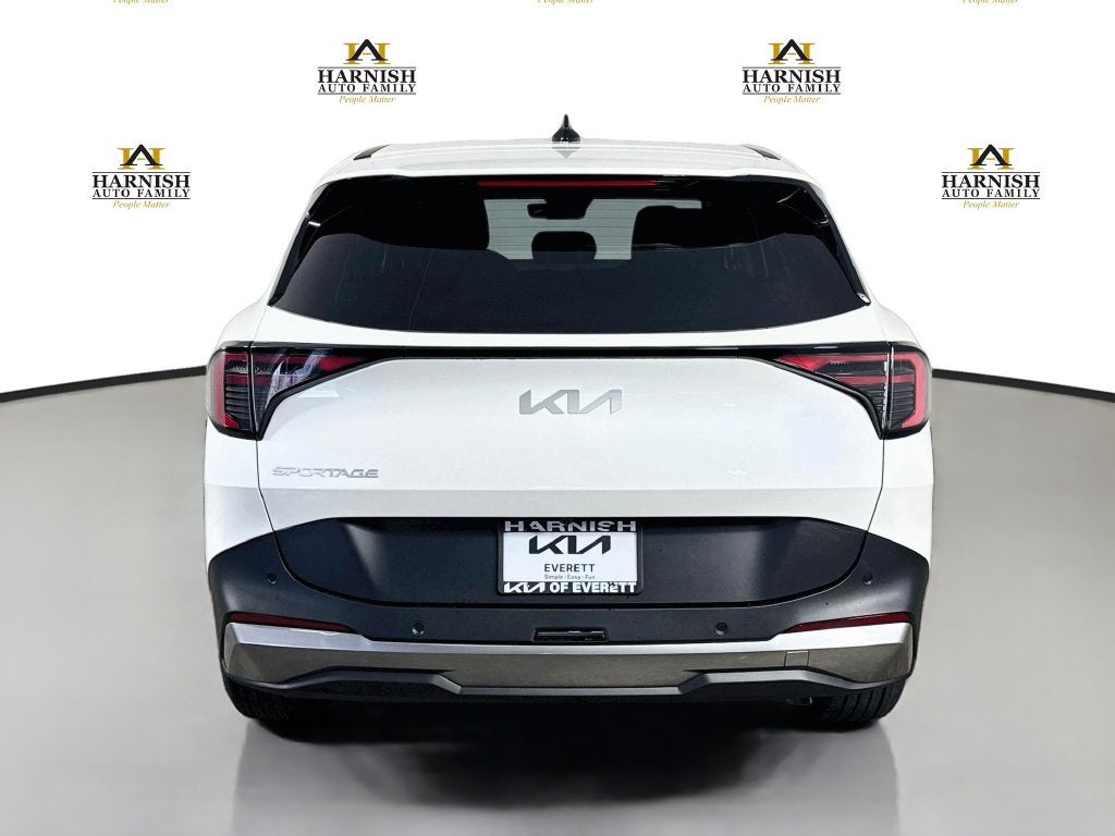 2027 Kia Sportage LX