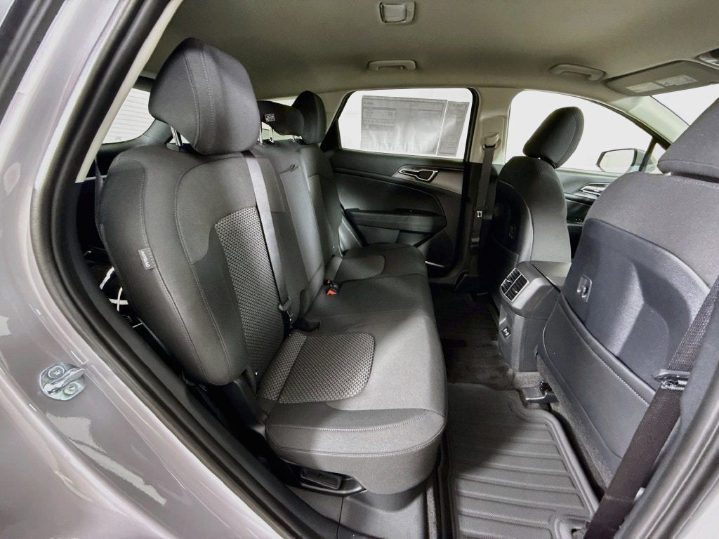 2027 Kia Sportage Hybrid S