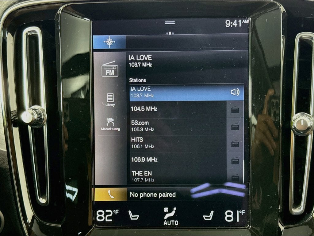 2021 Volvo XC40 Momentum