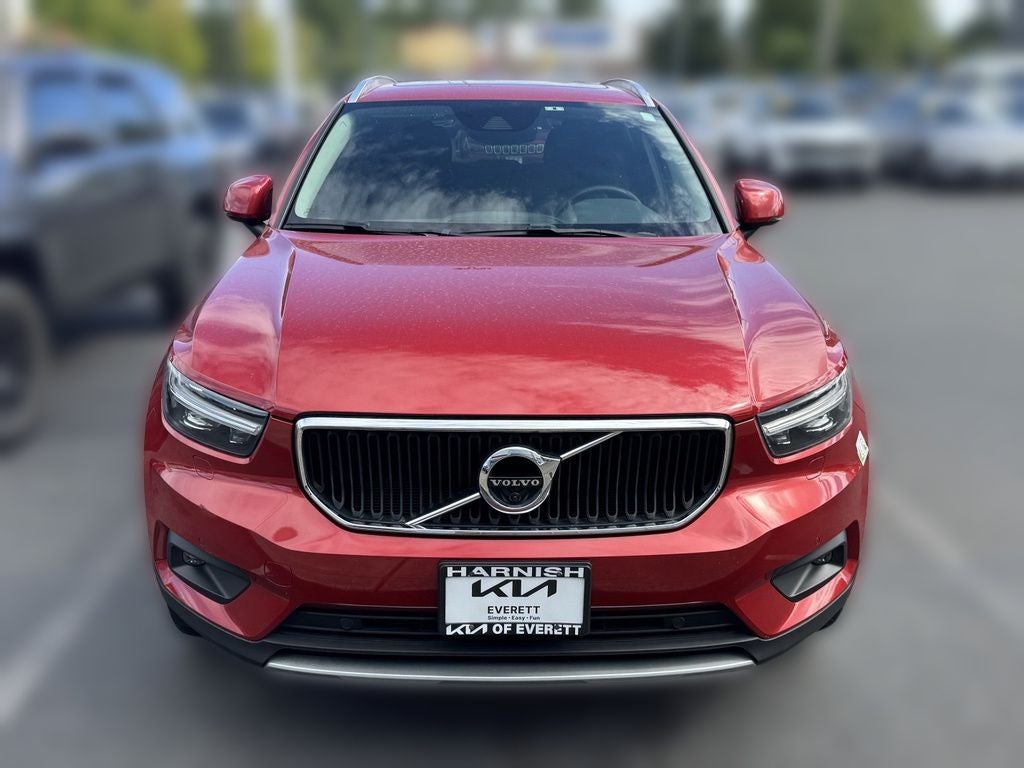 2021 Volvo XC40 Momentum