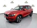 2021 Volvo XC40 Momentum