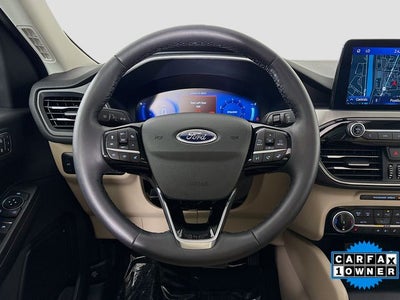 2022 Ford Escape Titanium