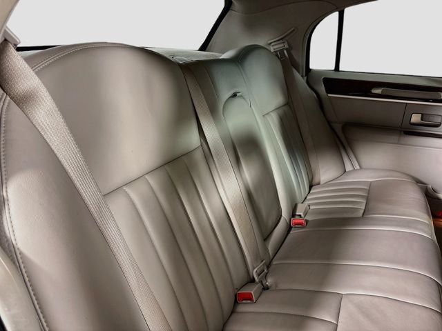 2007 Lincoln Town Car Signature
