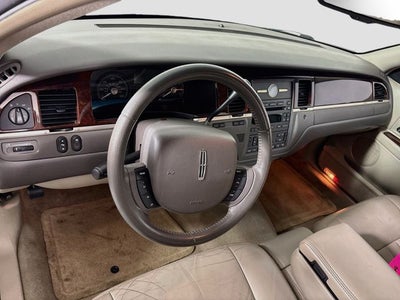 2007 Lincoln Town Car Signature