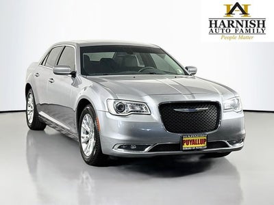 2017 Chrysler 300 Limited