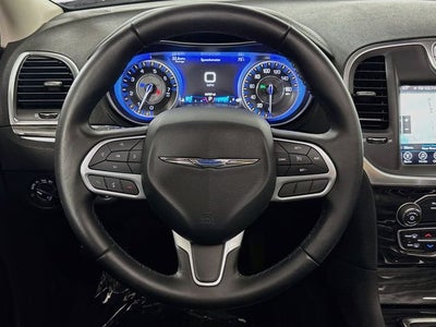 2017 Chrysler 300 Limited