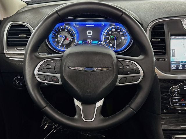 2017 Chrysler 300 Limited
