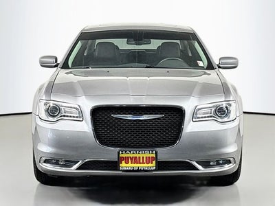 2017 Chrysler 300 Limited